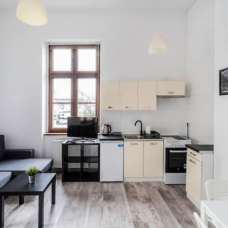 Apartament Z Osobna Sypialnia W Pieknej Kamienicy W Centrum Breslávia Exterior foto